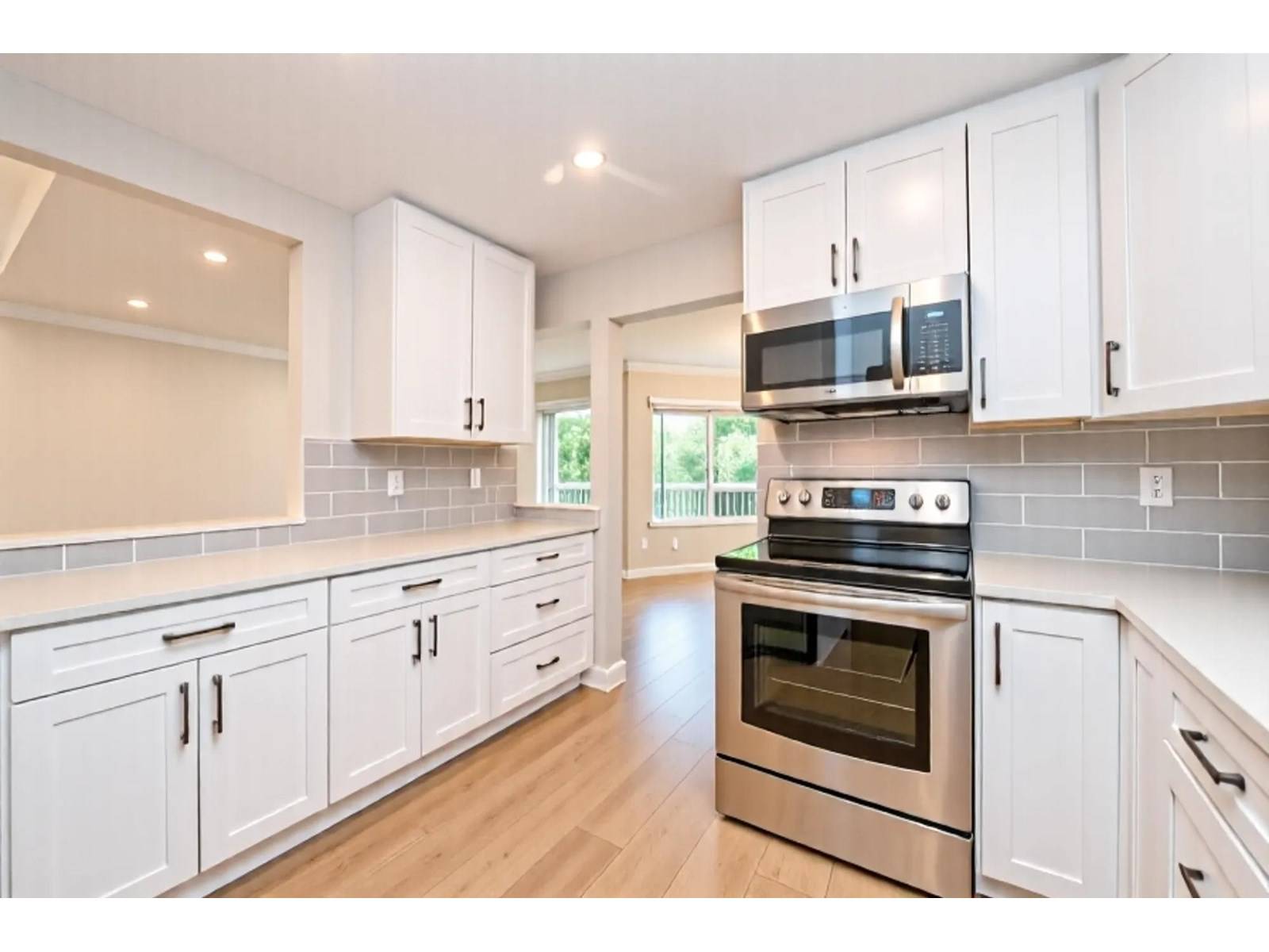 33401 MAYFAIR #304, Abbotsford, BC V2S6Z2