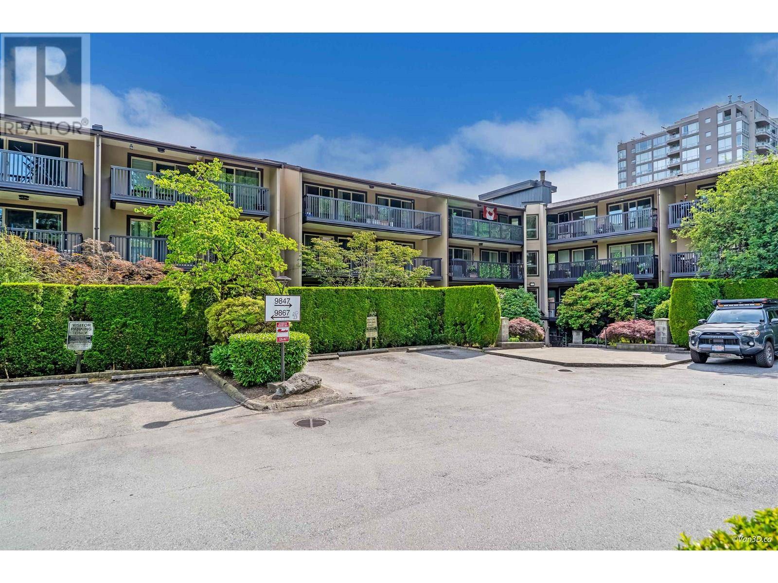 9847 MANCHESTER DR #205, Burnaby, BC V3N4P4