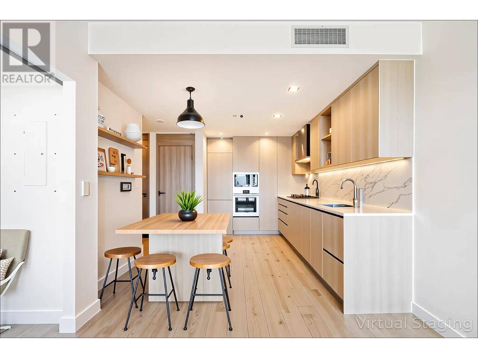 Burnaby, BC V5C0N2,4890 LOUGHEED HWY #1301