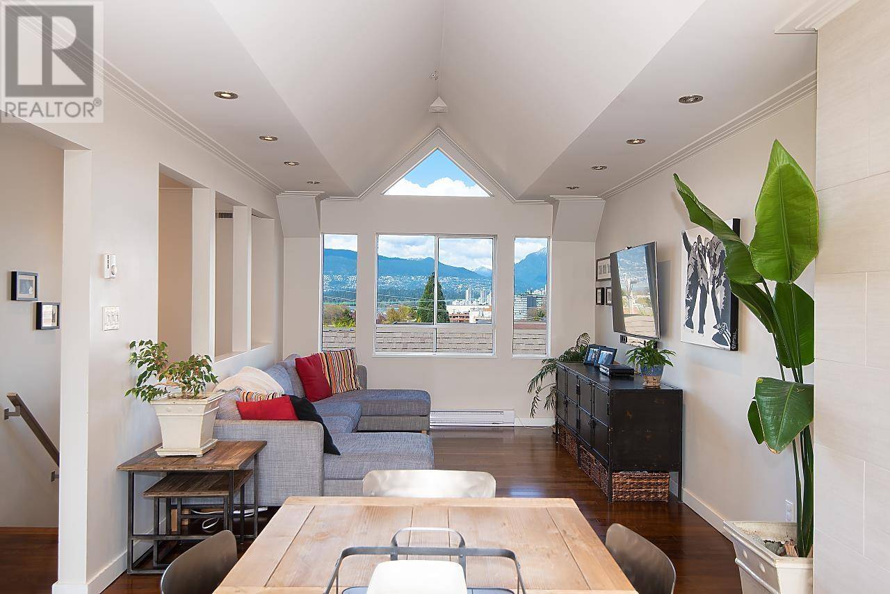 Vancouver, BC V6J1R6,1880 West 6TH AVE #412