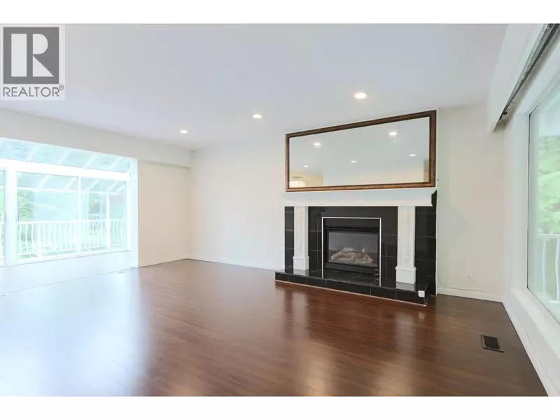 660 KENWOOD ROAD, West Vancouver, BC V7S1S8