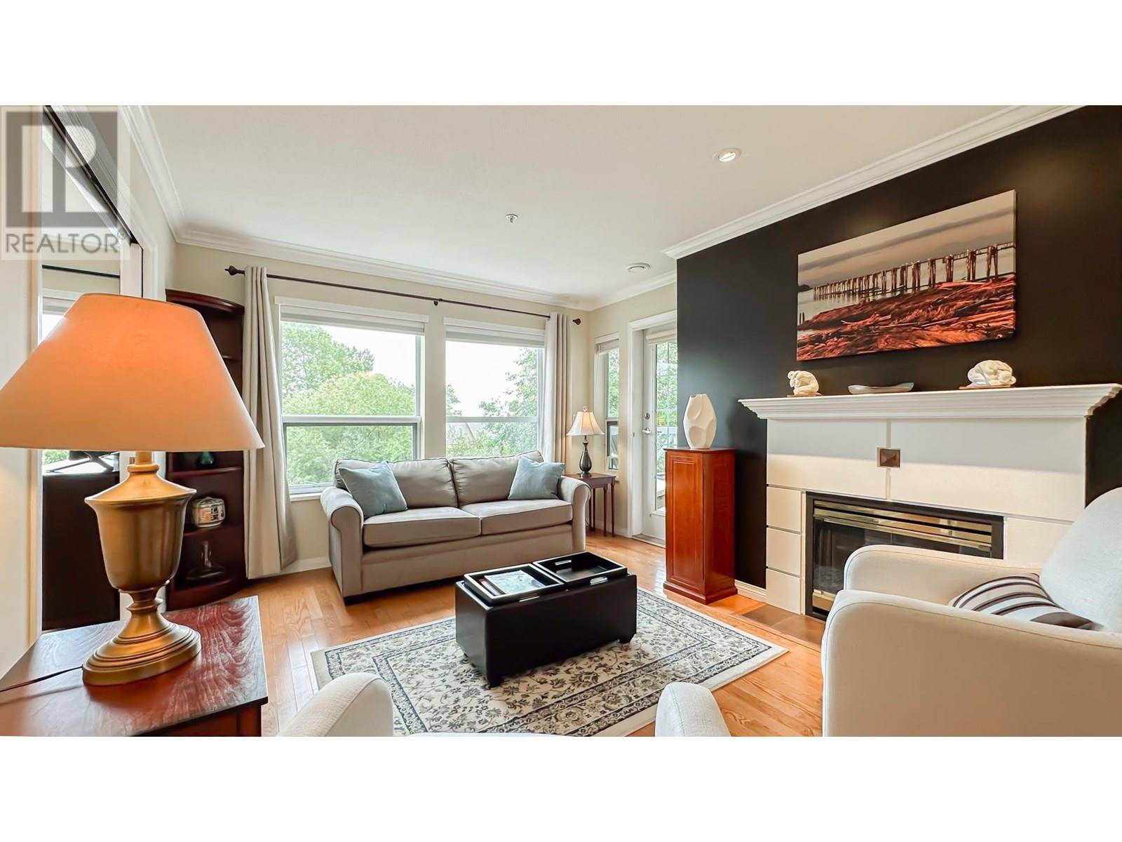 Richmond, BC V7E6M5,12931 RAILWAY AVE #225