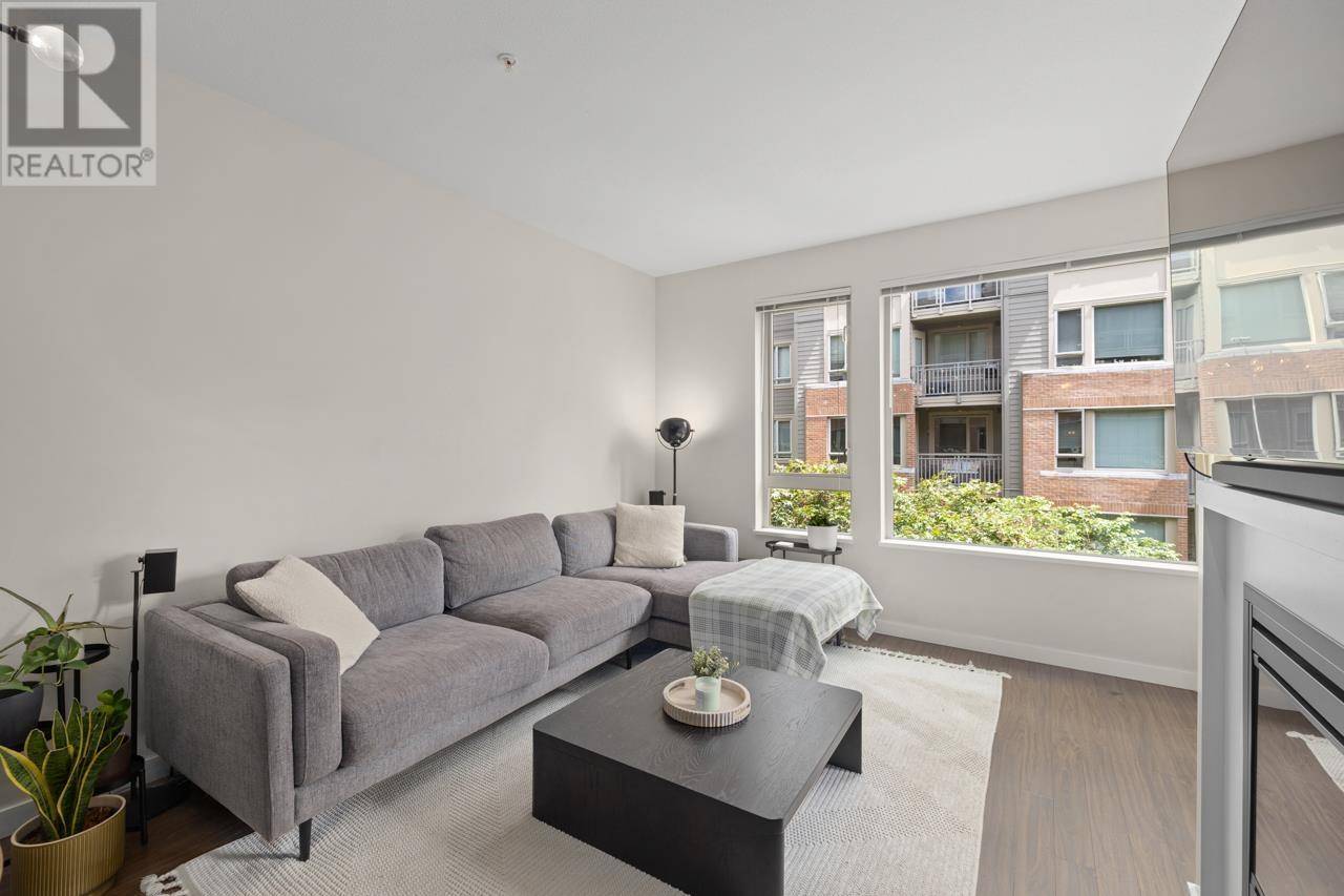 North Vancouver, BC V7M0B5,139 West 22ND ST #304