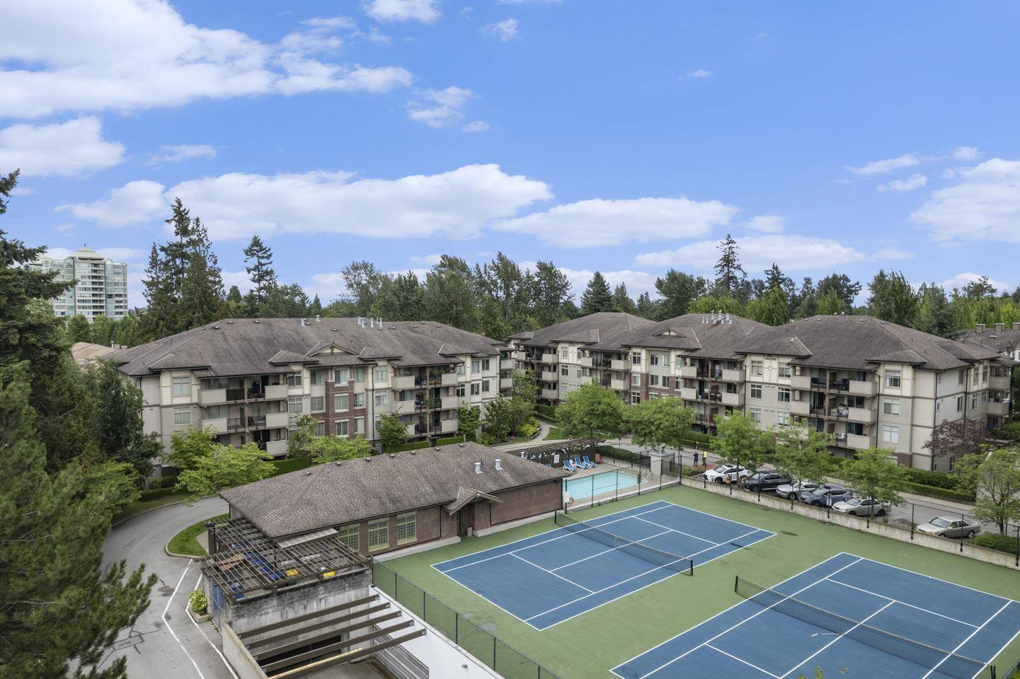 10092 148 #306, Surrey, BC V3R4G7
