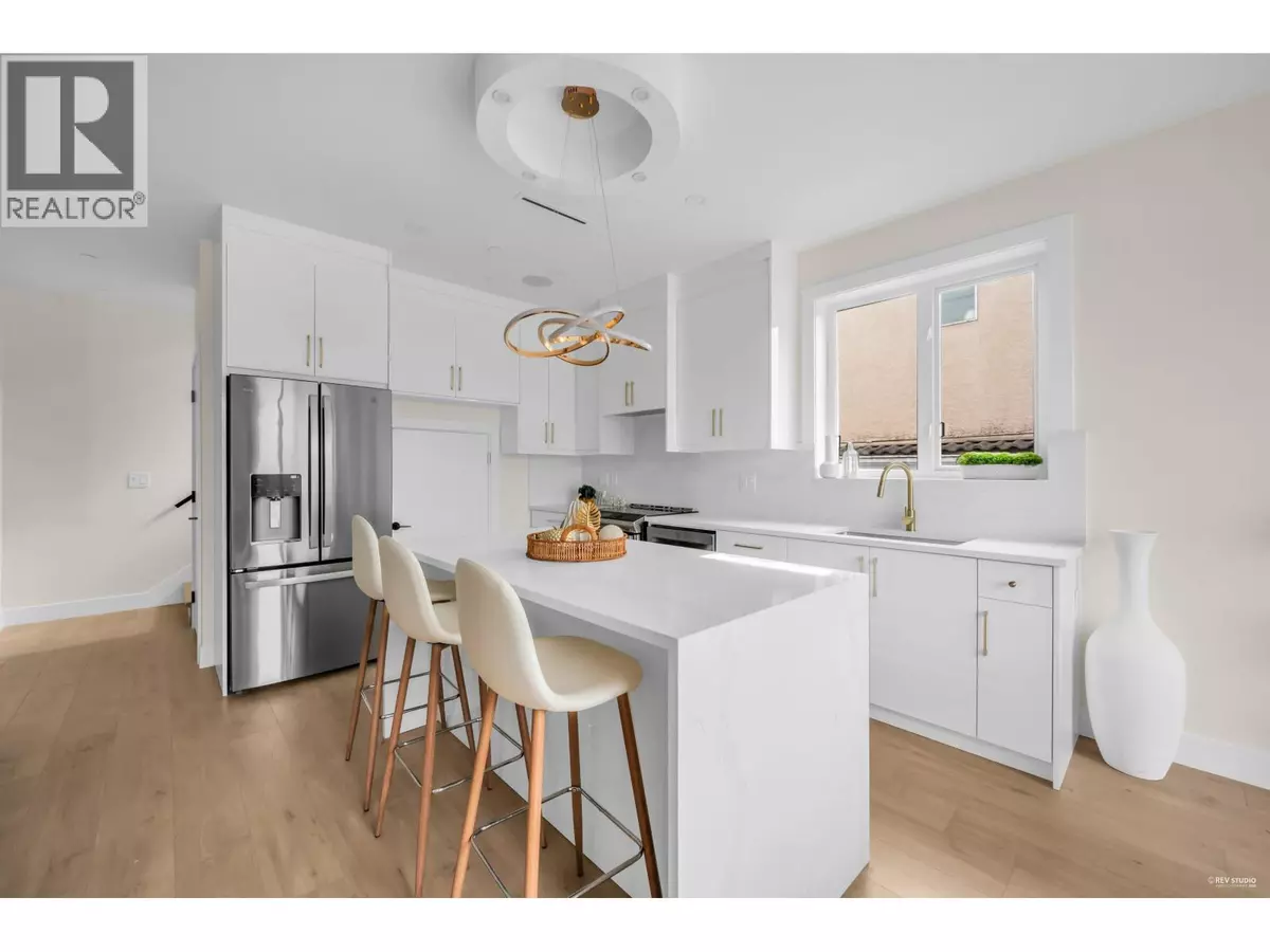 Vancouver, BC V5M2X5,2512 East 22 AVE #2