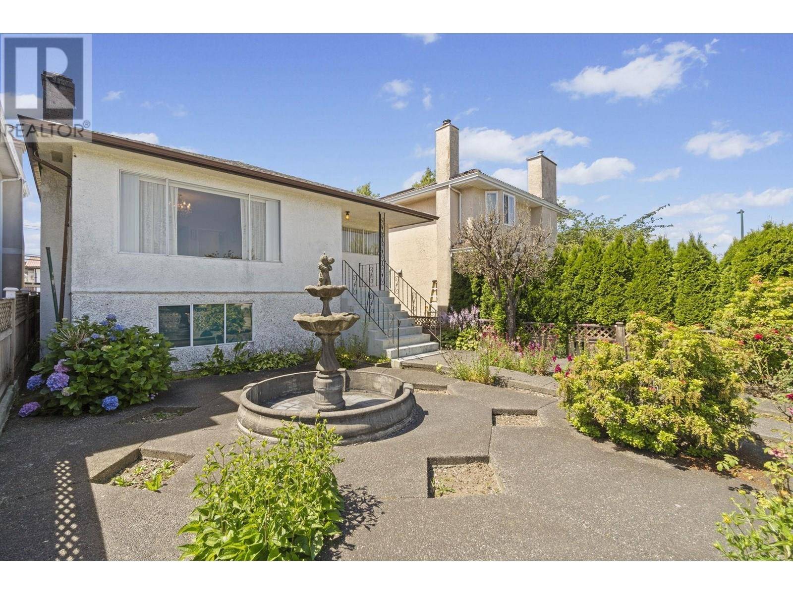 3421 RUPERT STREET, Vancouver, BC V5M3V8