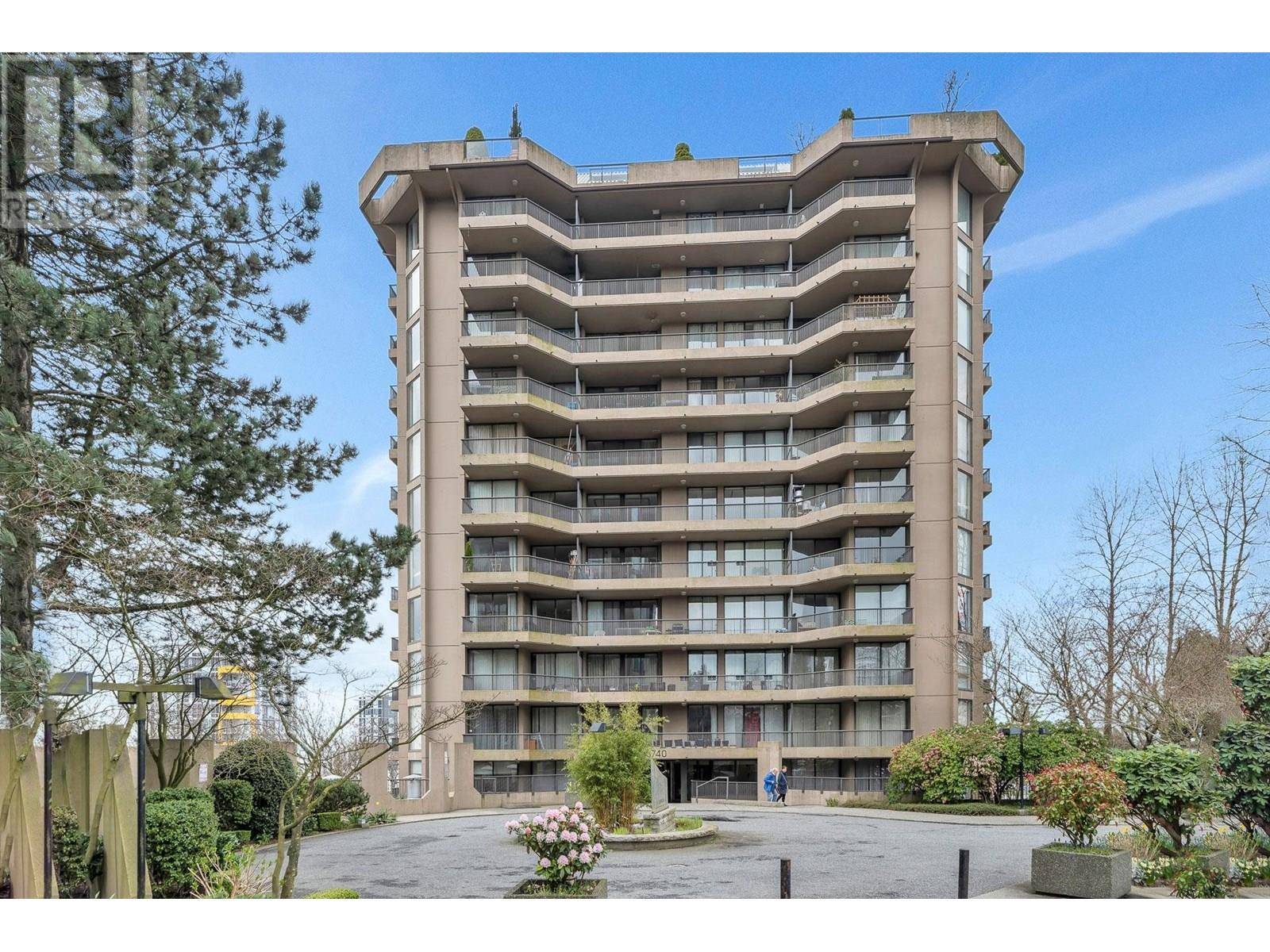 Burnaby, BC V5C5Y7,3740 ALBERT ST #605