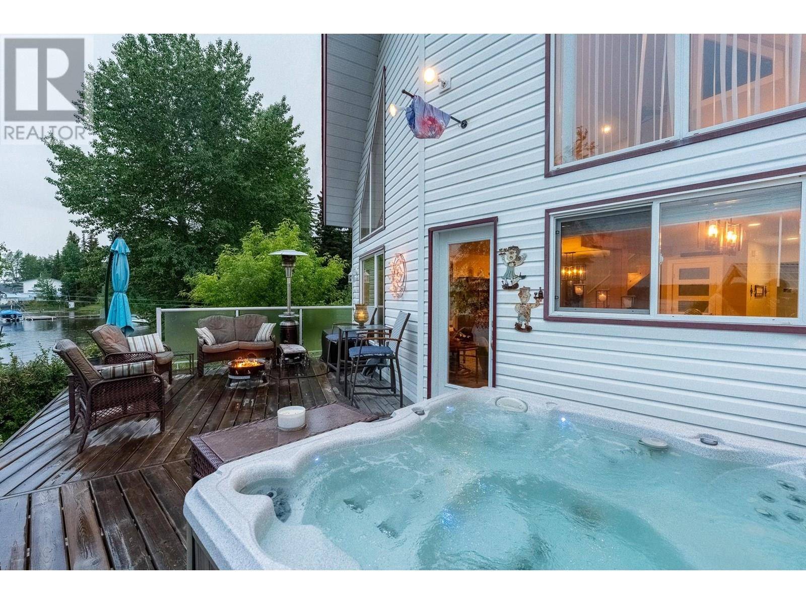 50465 LAKES ROAD, Cluculz Lake, BC V0J3A3