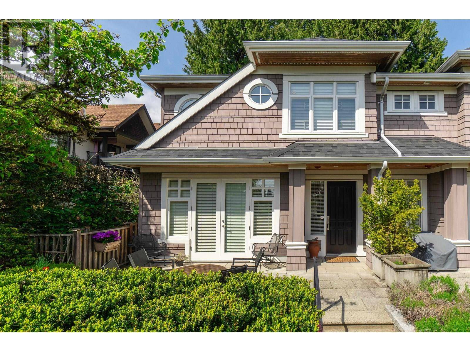 West Vancouver, BC V7V1W1,2129 GORDON AVENUE