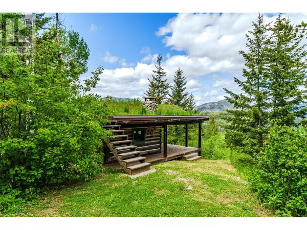 Deka Lake / Sulphurous / Hathaway Lakes, BC V0K1X3,5242 MAHOOD LAKE ROAD