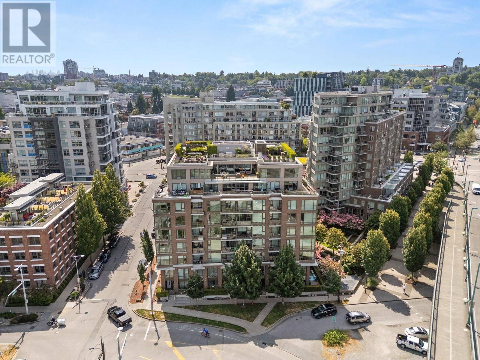 Vancouver, BC V5Y3S9,438 W 1ST AVENUE