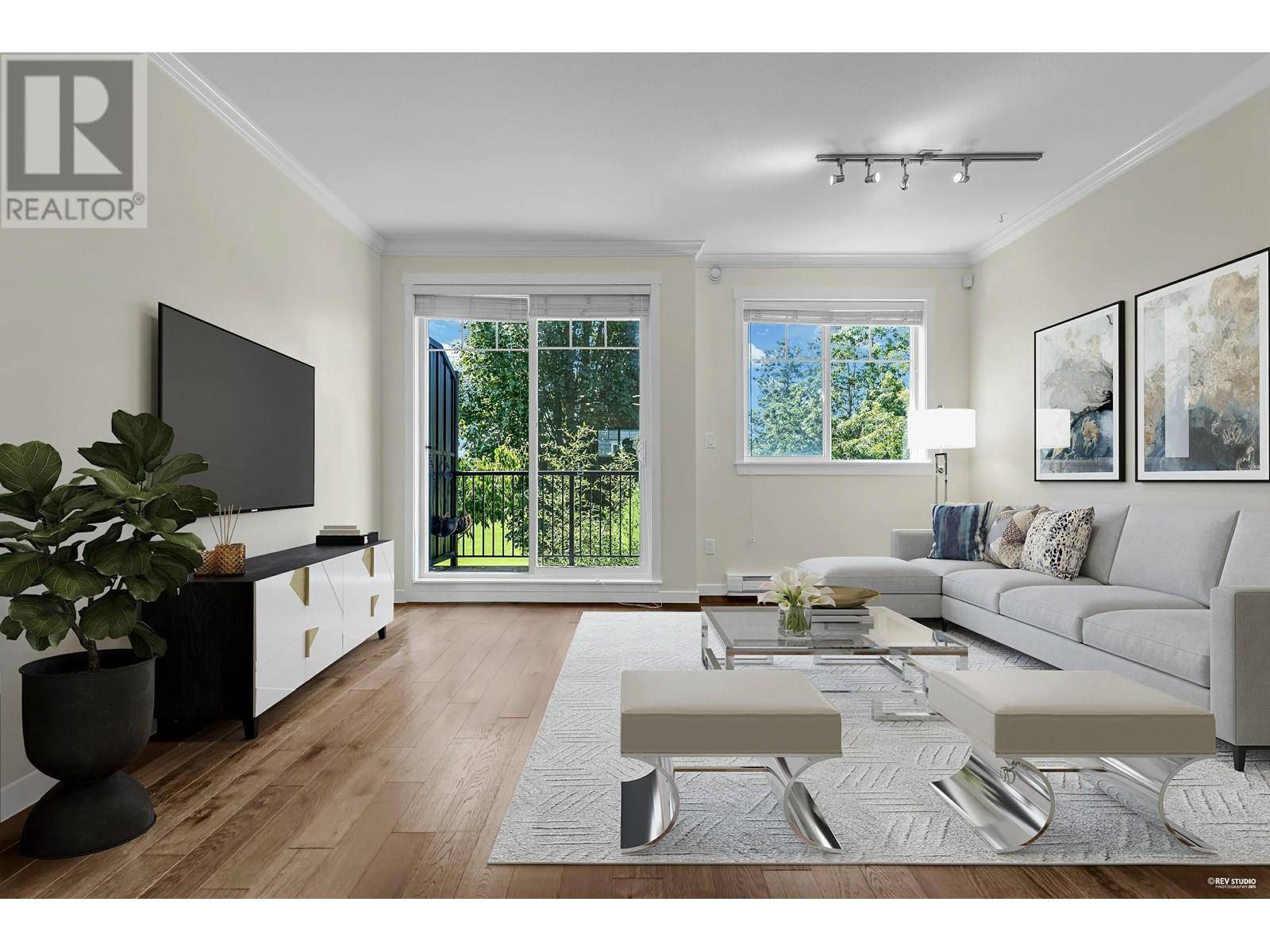 Richmond, BC V6Y1T6,9580 ALBERTA RD #8