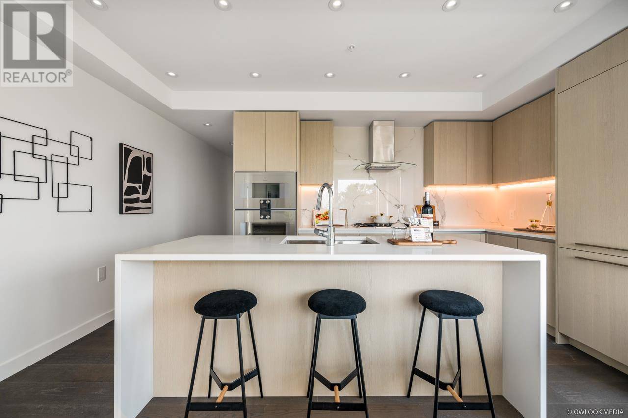 Vancouver, BC V5Z0K7,5168 CAMBIE ST #602