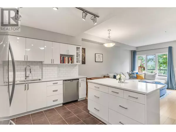 Port Moody, BC V3H0B2,160 SHORELINE CIR #109