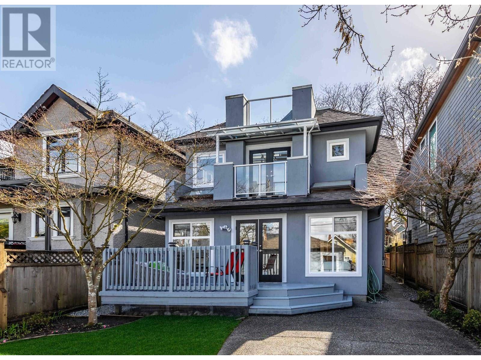 Vancouver, BC V6S1J5,3727 W 22ND AVENUE