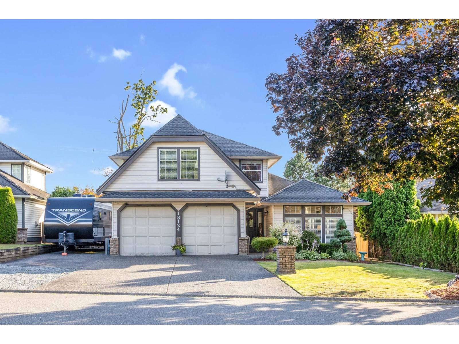 Surrey, BC V3S7T5,18124 CLAYTONWOOD CRESCENT