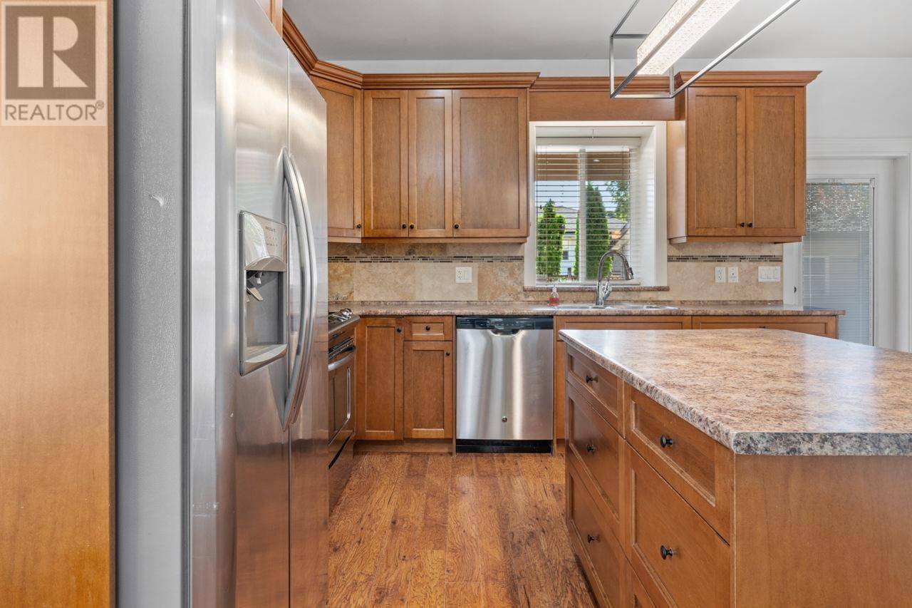 Maple Ridge, BC V2X5W4,12123 222 ST #10