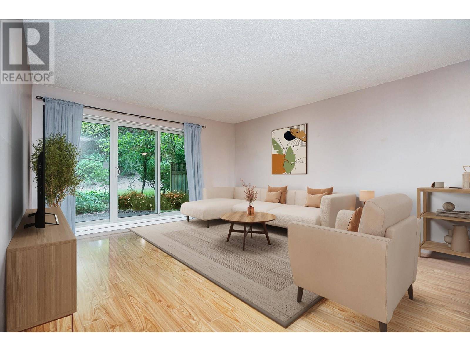Burnaby, BC V5C5Z2,4373 HALIFAX ST #207