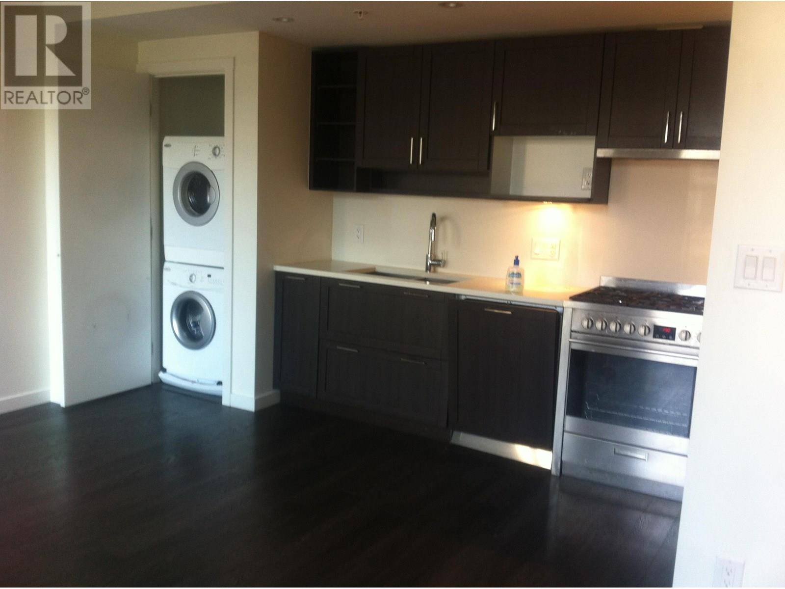 Vancouver, BC V5R0E4,5665 BOUNDARY RD #603