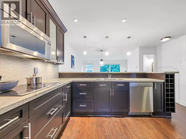 Vancouver, BC V6R2G4,3788 West 10TH AVE #204