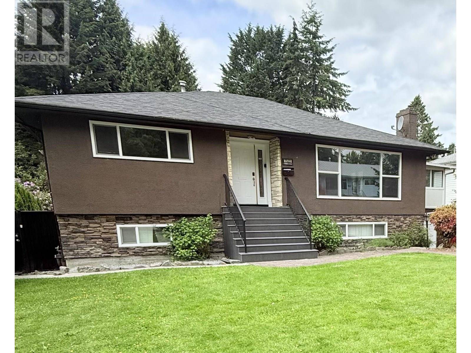 7522 MARK CRESCENT, Burnaby, BC V5A1Z3