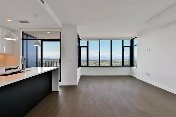 White Rock, BC V4B3Z7,1588 JOHNSTON #1902