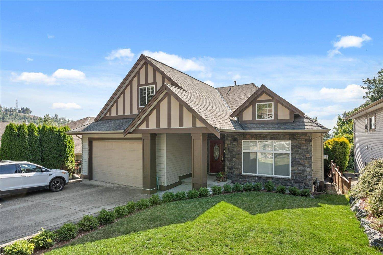 3552 BASSANO TERRACE, Abbotsford, BC V3G2Z7