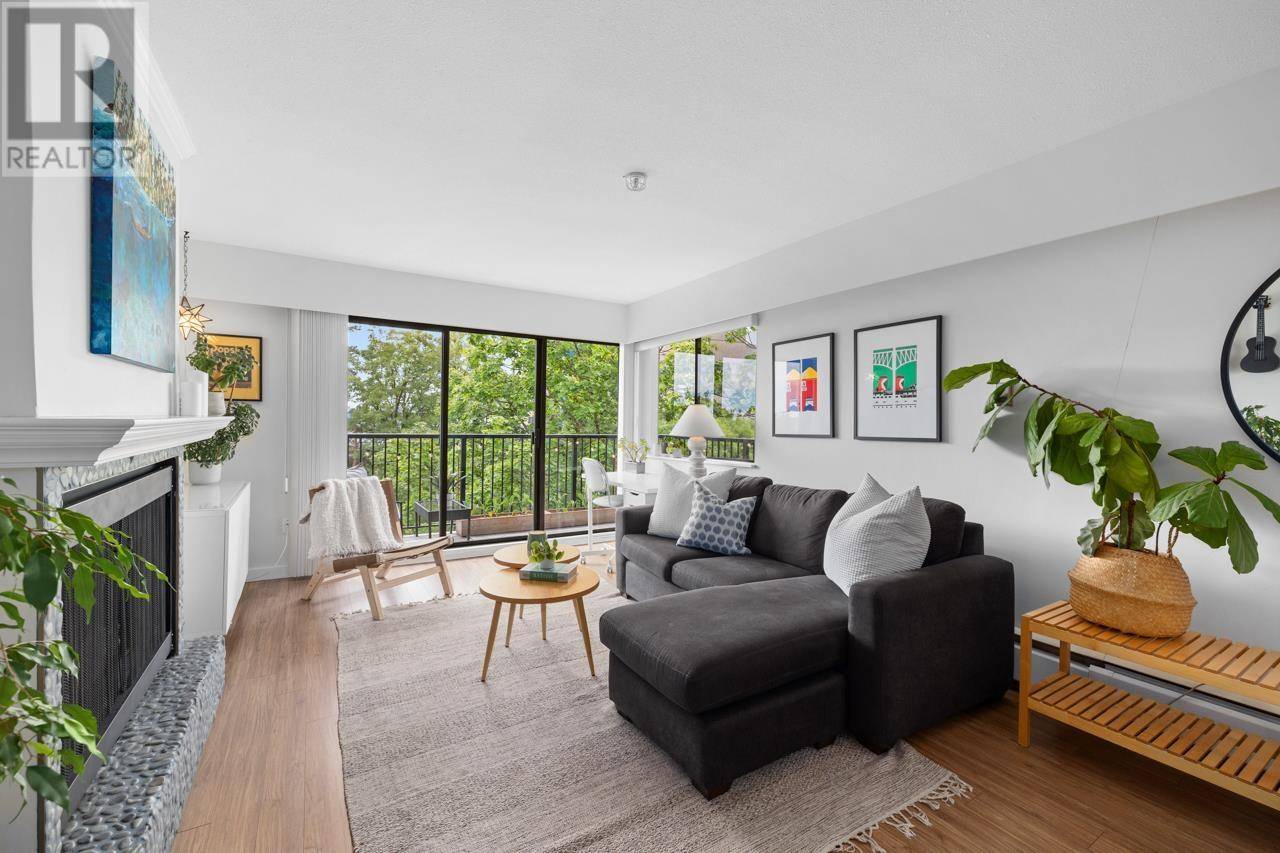 120 East 5TH ST #303, North Vancouver, BC V7L1L5