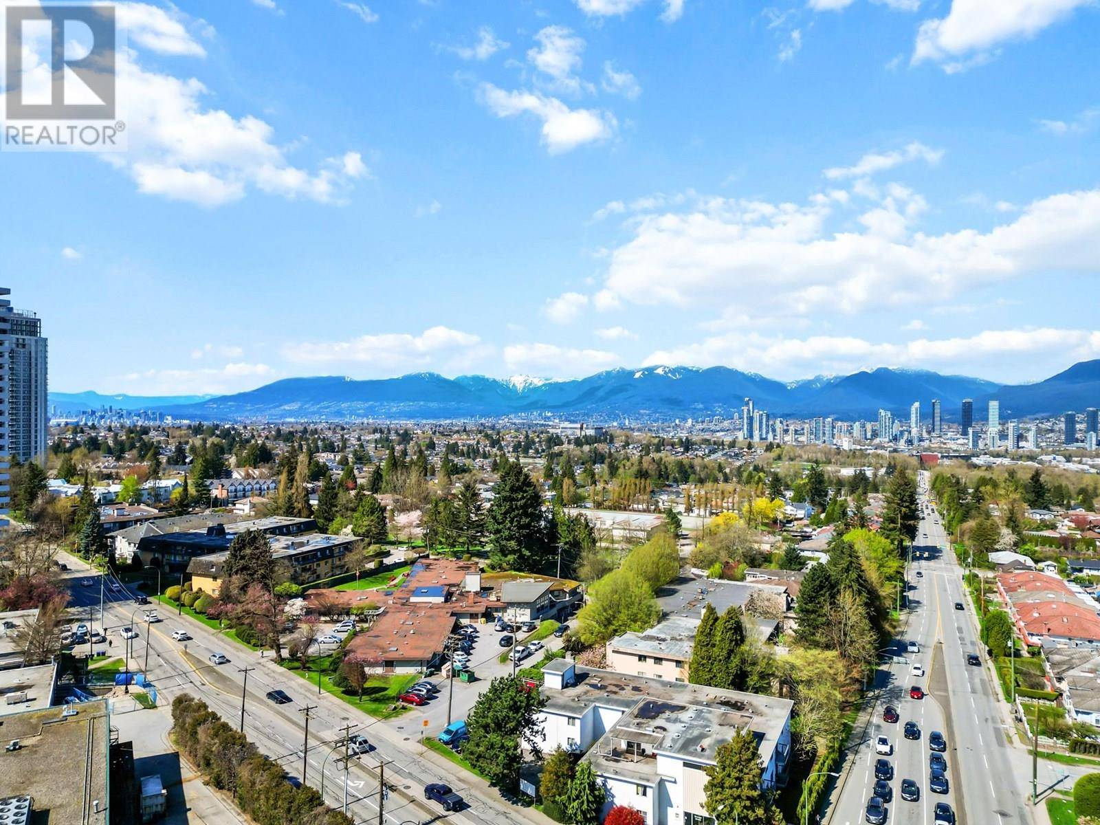 Burnaby, BC V5H4T1,4505 HAZEL ST #1606