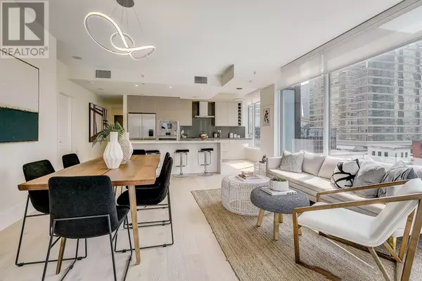 1211 MELVILLE ST #903, Vancouver, BC V6E0A7