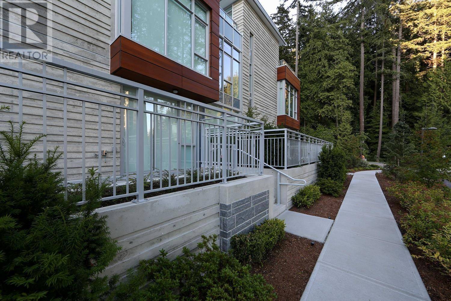 Vancouver, BC V6S0J1,3355 BINNING RD #TH2