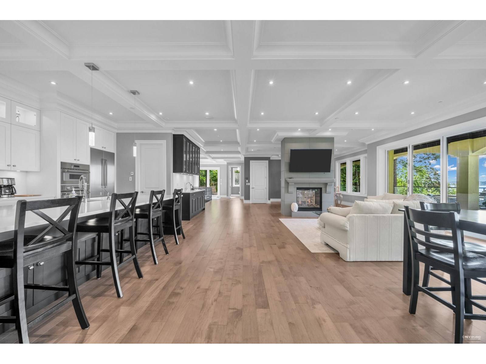 White Rock, BC V4B3P4,1349 ANDERSON STREET