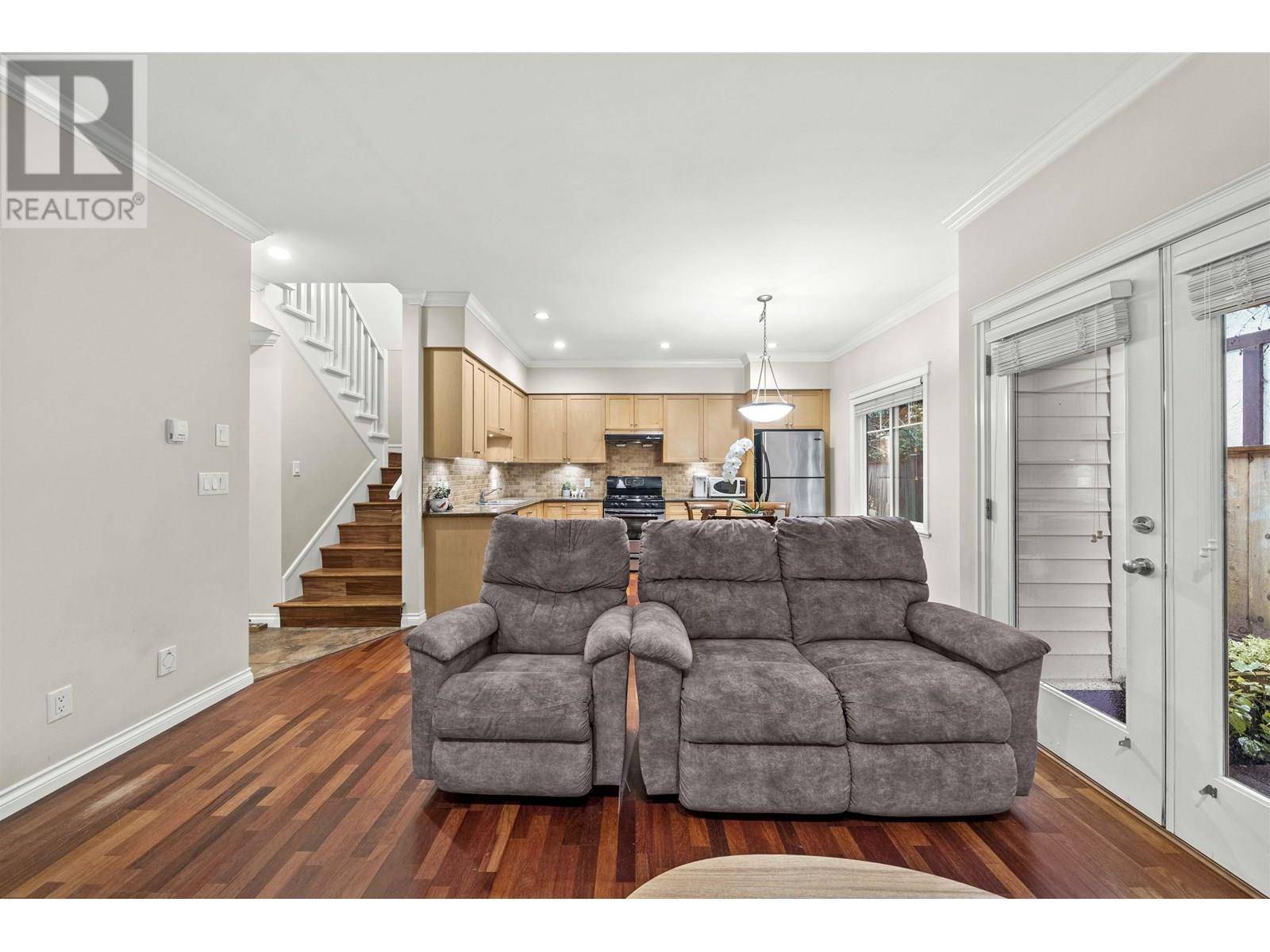 Richmond, BC V6Y2T4,7331 NO. 4 RD #20