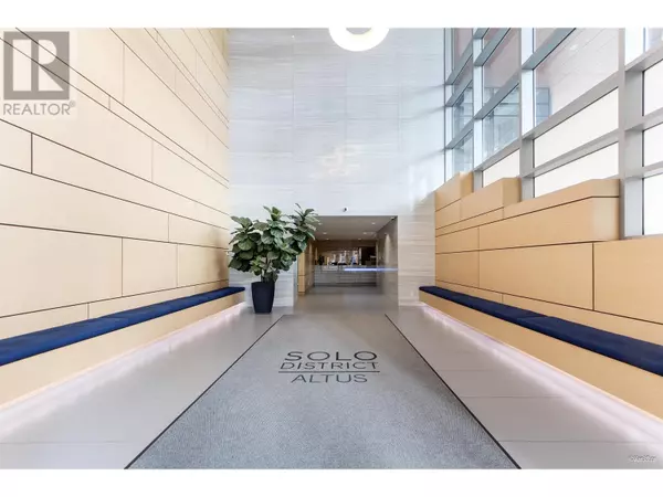 4485 SKYLINE DR #3008, Burnaby, BC V5C0J2