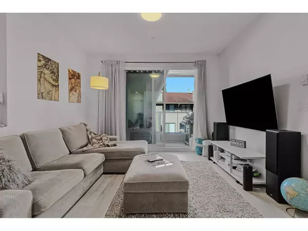 Abbotsford, BC V2S0M6,32838 LANDEAU PL #305