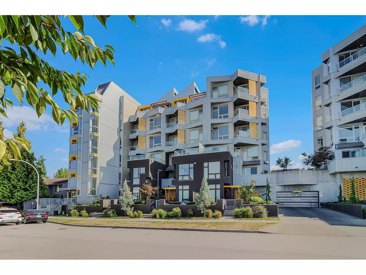 Abbotsford, BC V2S0M6,32838 LANDEAU PL #305