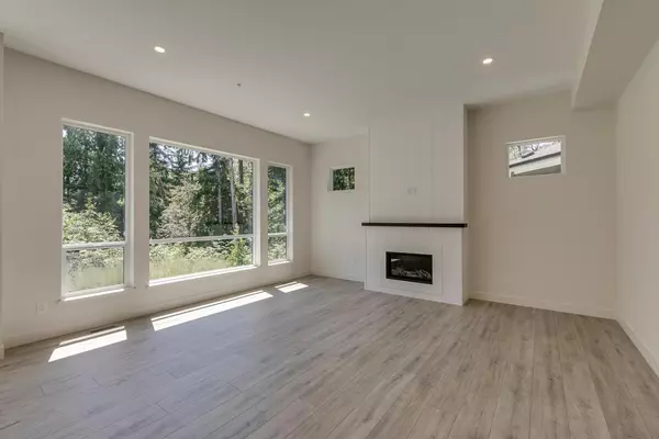 Mission, BC V4S0E9,31508 MCCREATH PLACE