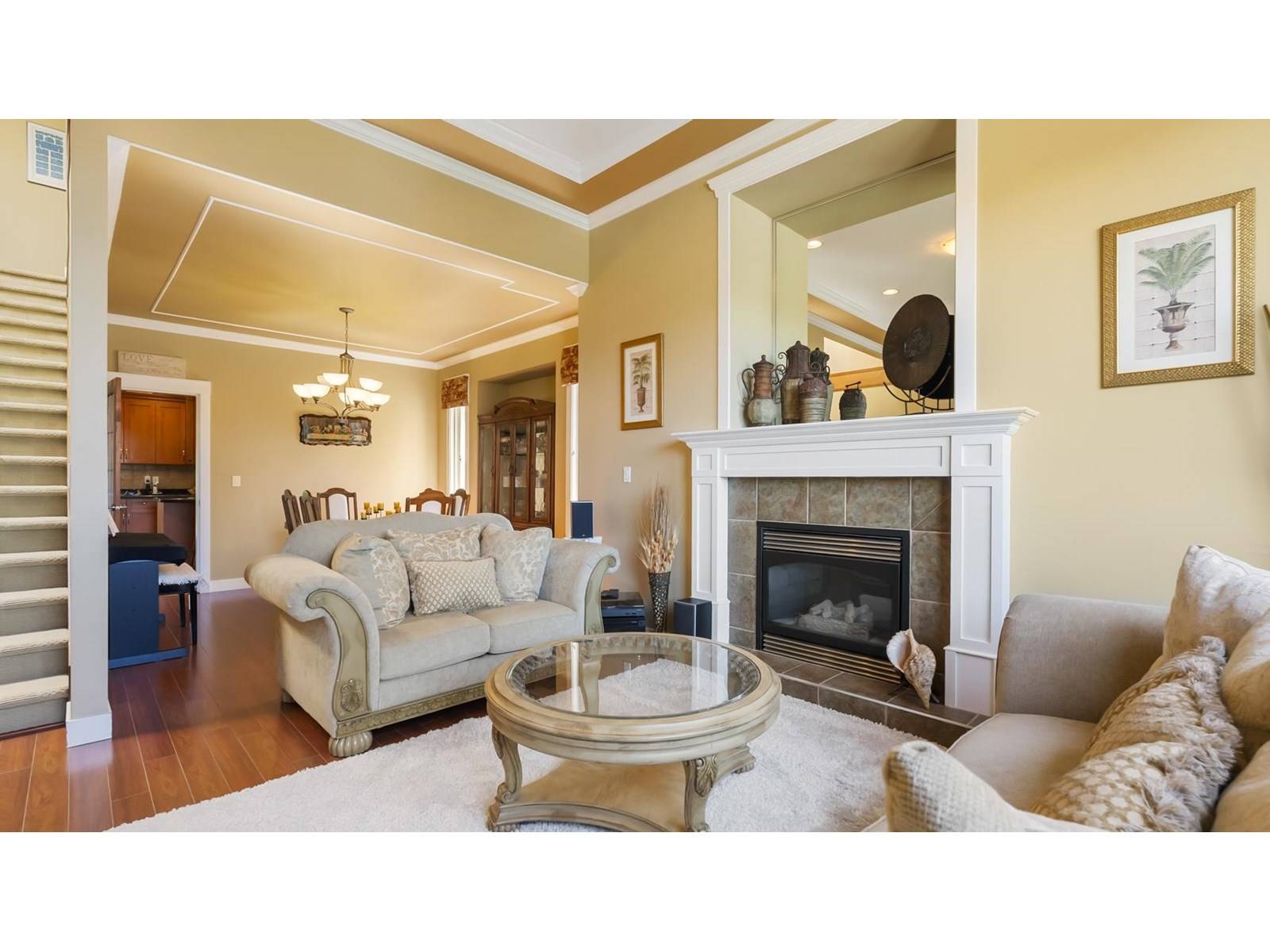 Surrey, BC V3S4E5,6586 186A STREET