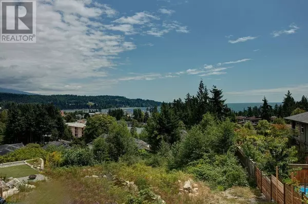 5618 DUNGENESS PLACE, Sechelt, BC V0N1V5