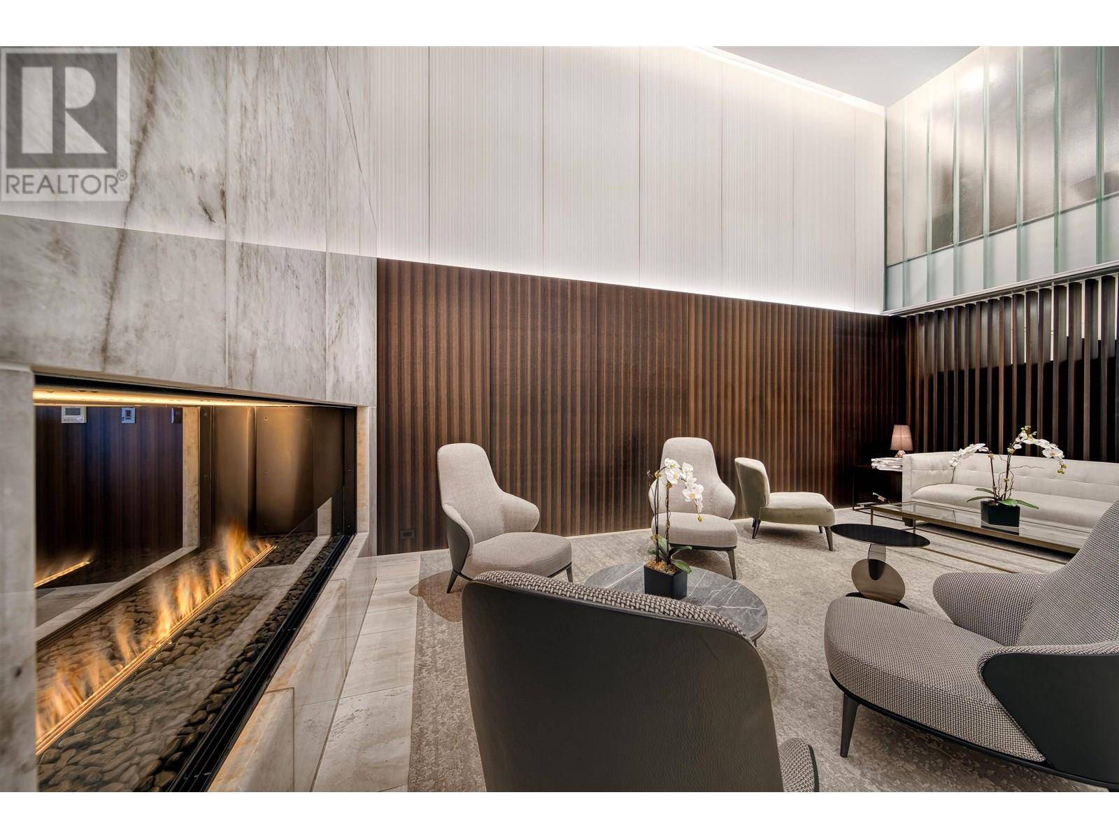 West Vancouver, BC V7T0B4,1355 BELLEVUE AVE #202