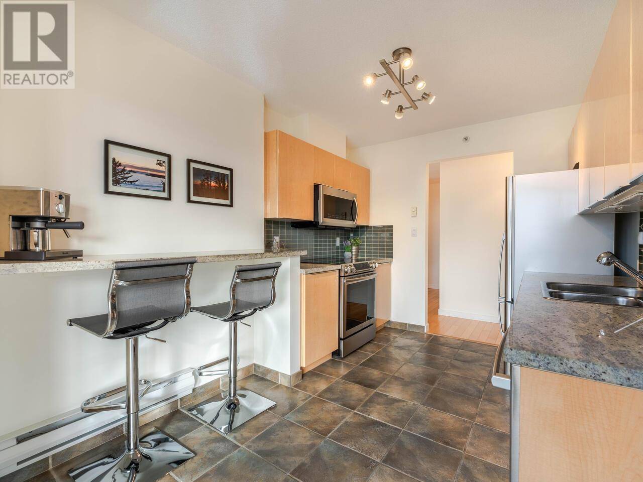 Vancouver, BC V6E4P2,1003 PACIFIC ST #1403