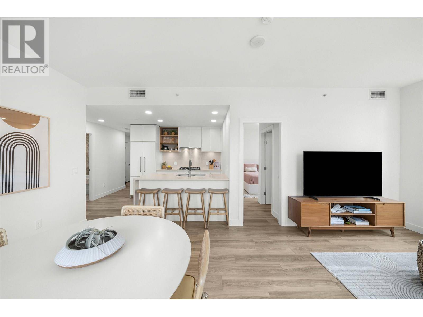 Burnaby, BC V5C5T3,4433 ALASKA ST #1702