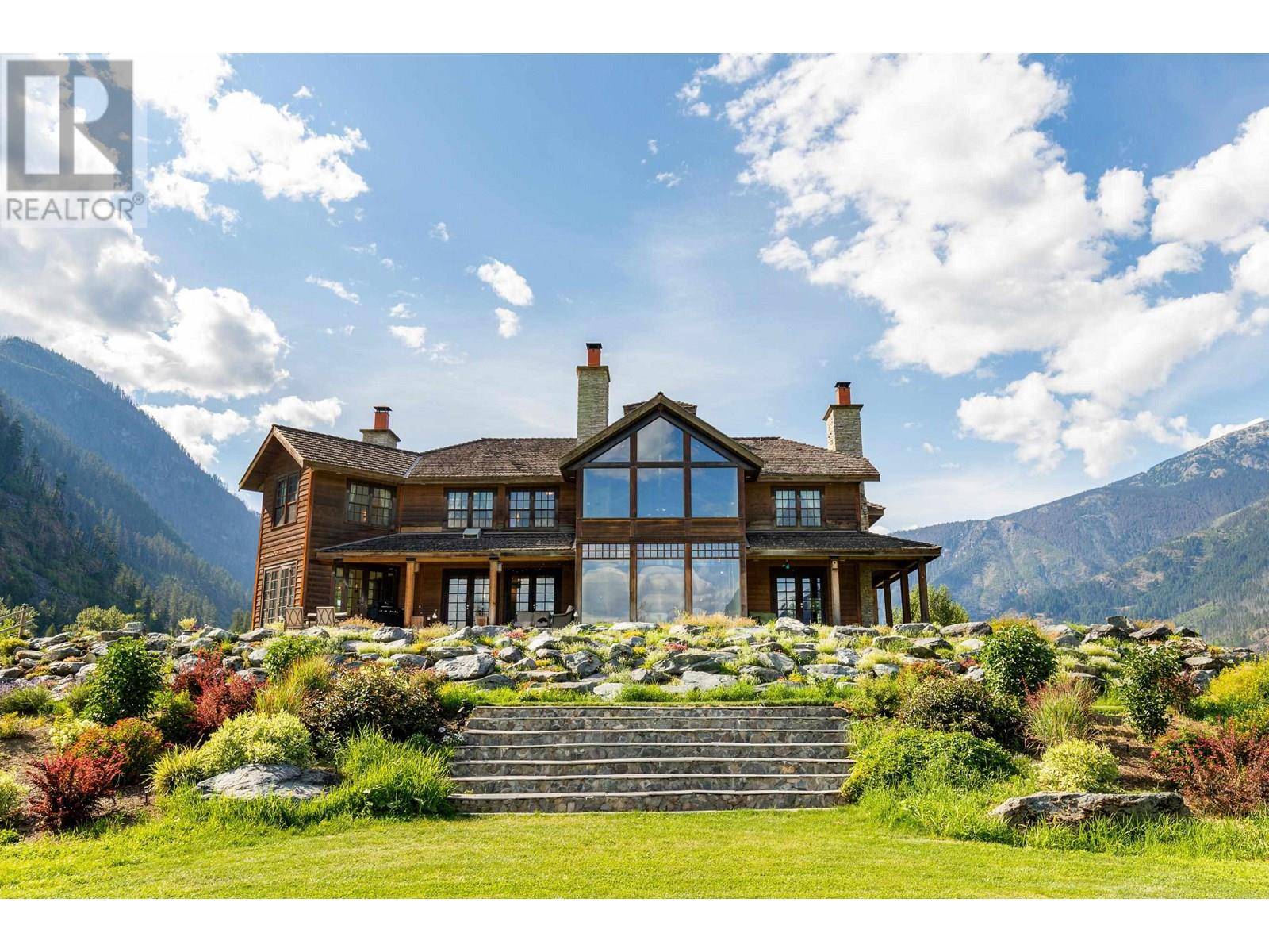 9115 PEMBERTON MEADOWS ROAD, Pemberton, BC V0N2L2