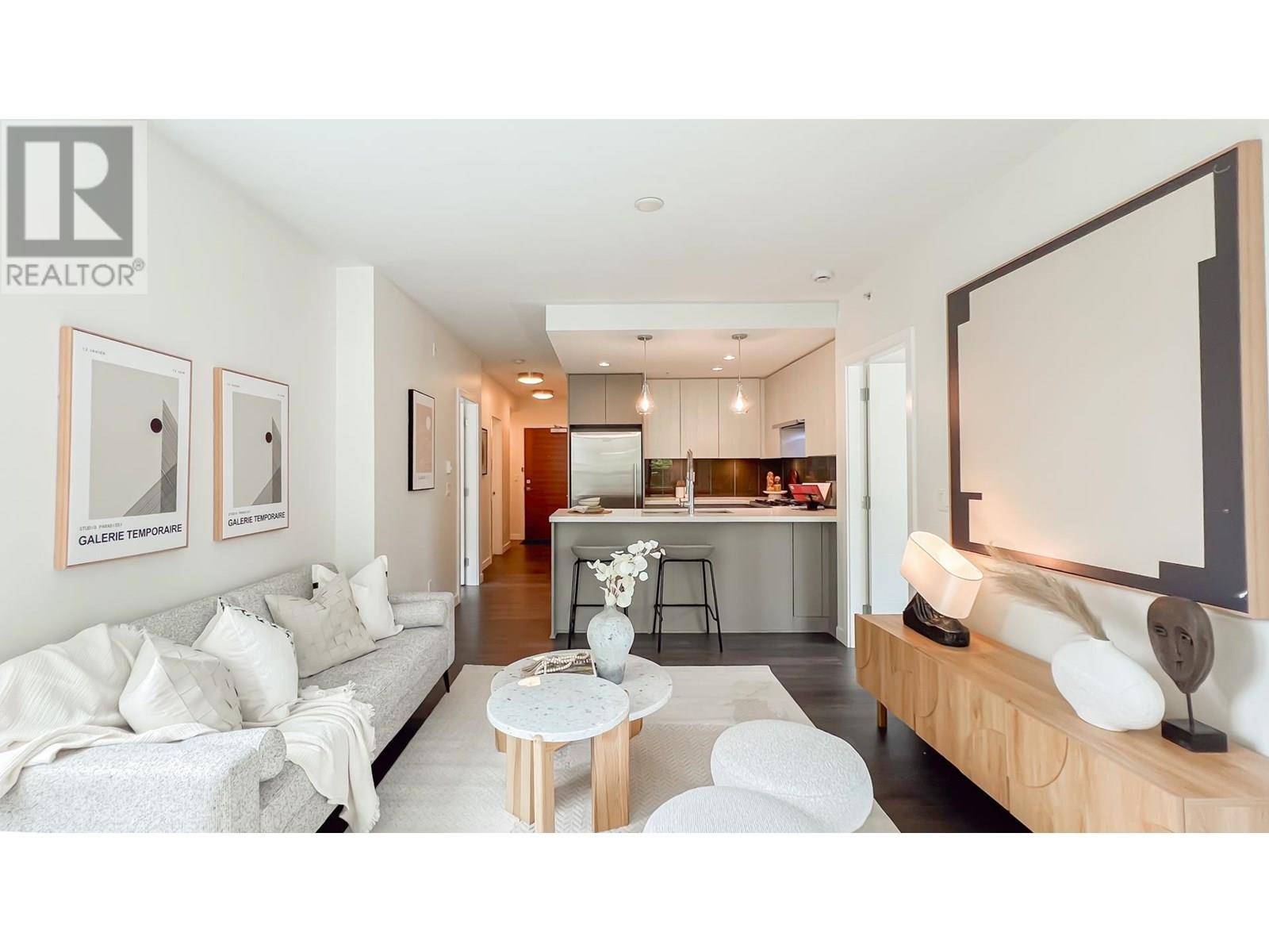 Coquitlam, BC V3J0G7,711 BRESLAY ST #211
