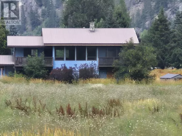 8184 PEMBERTON MEADOWS ROAD, Pemberton, BC V0N2L2