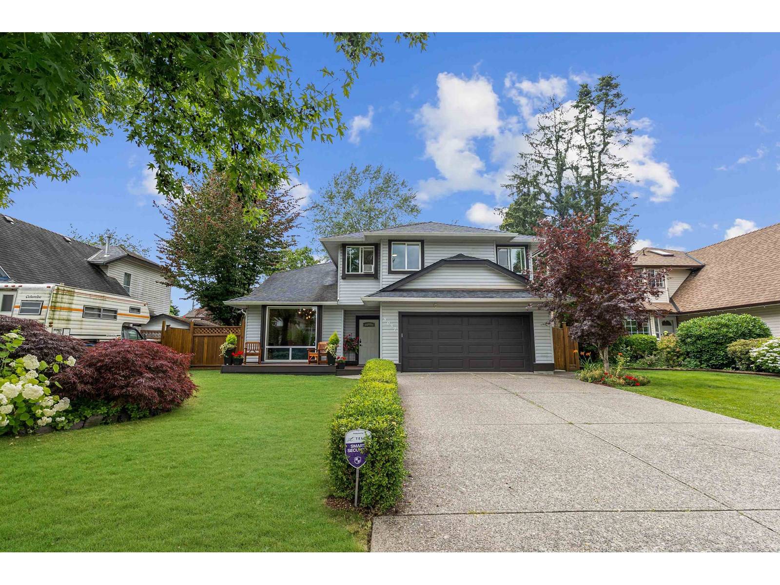 8037 164A STREET, Surrey, BC V4N0H7