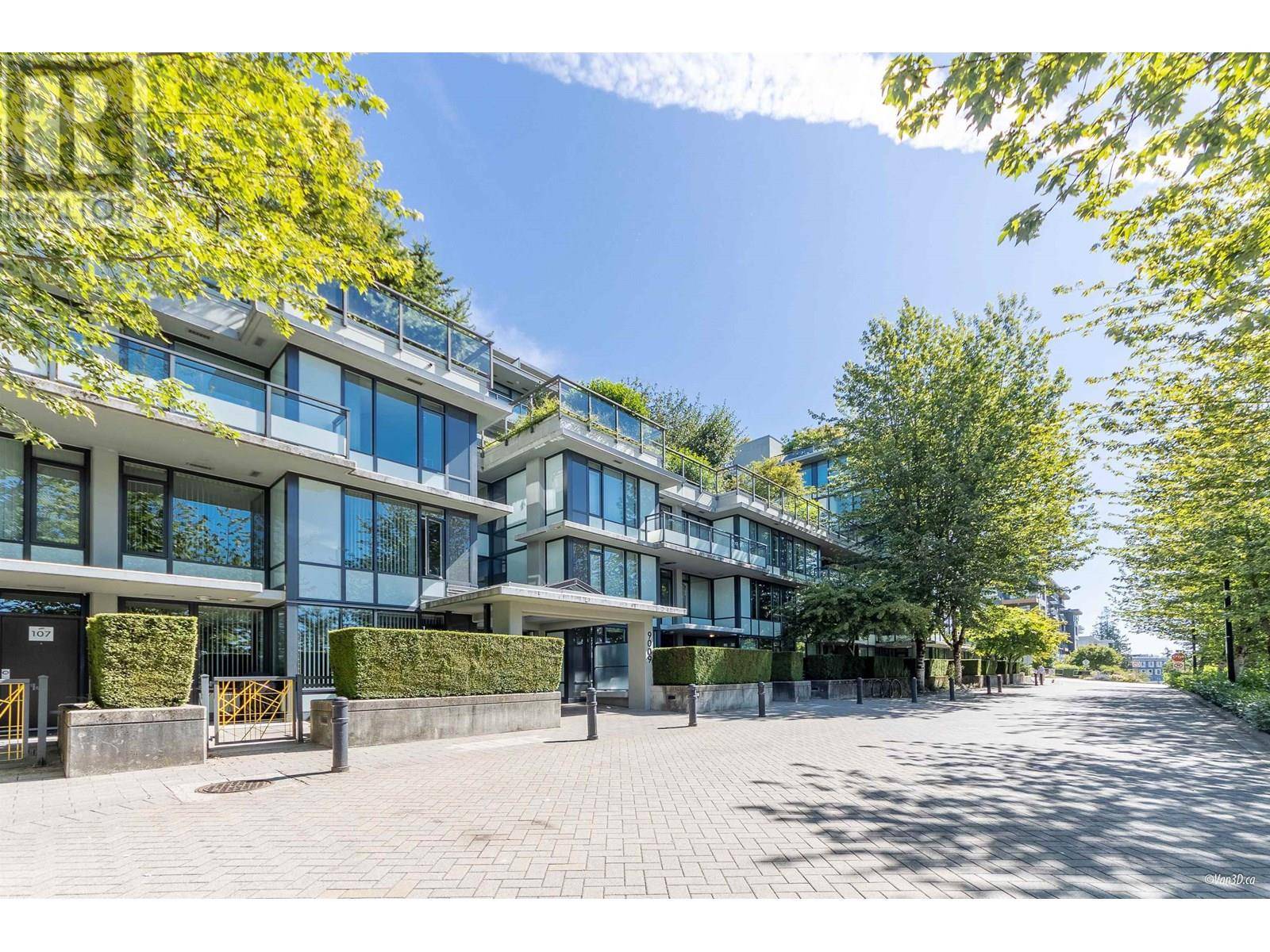 Burnaby, BC V5A0B9,9009 CORNERSTONE Mews #305