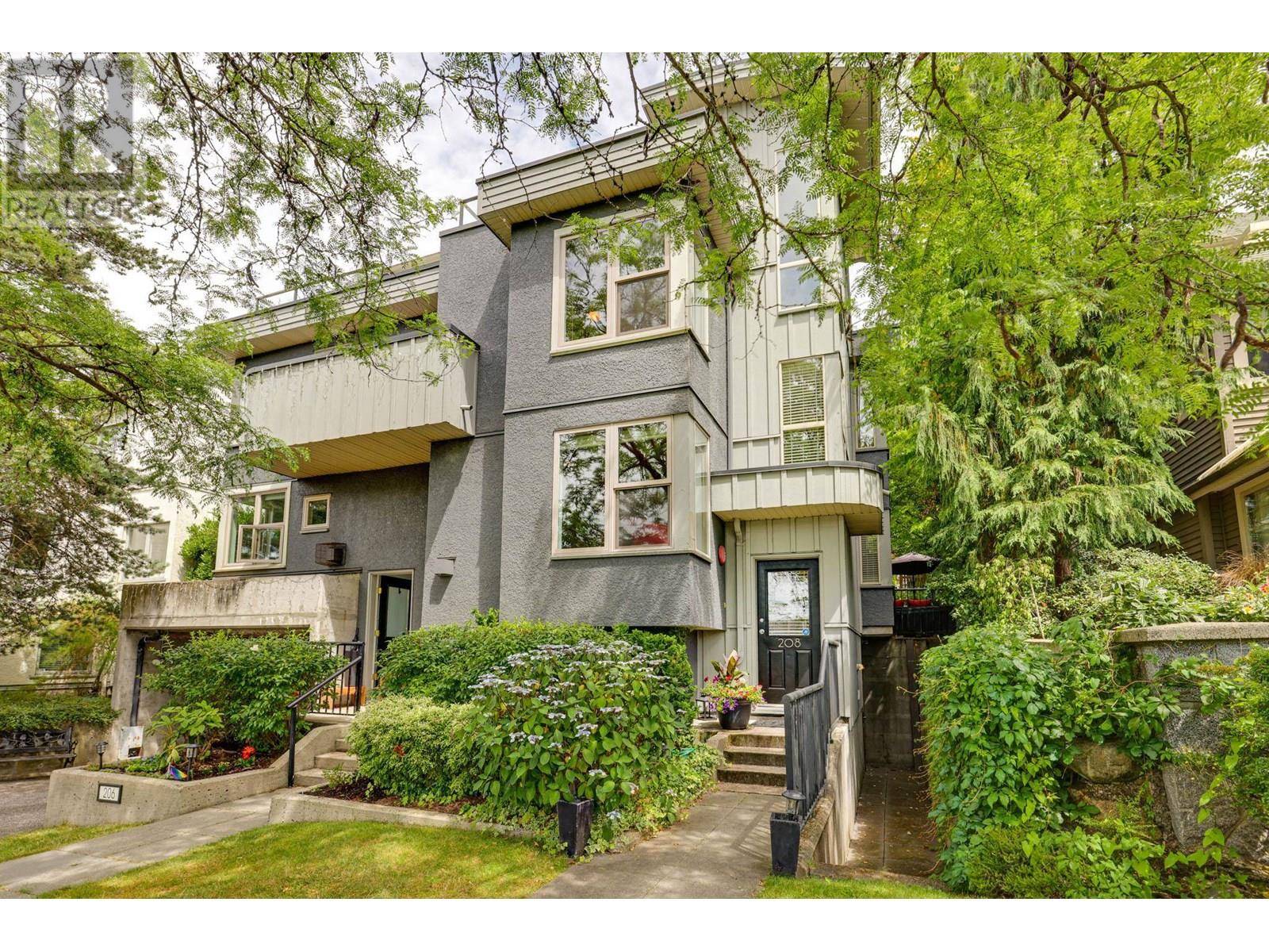 208 E 5TH STREET, North Vancouver, BC V7L1L7