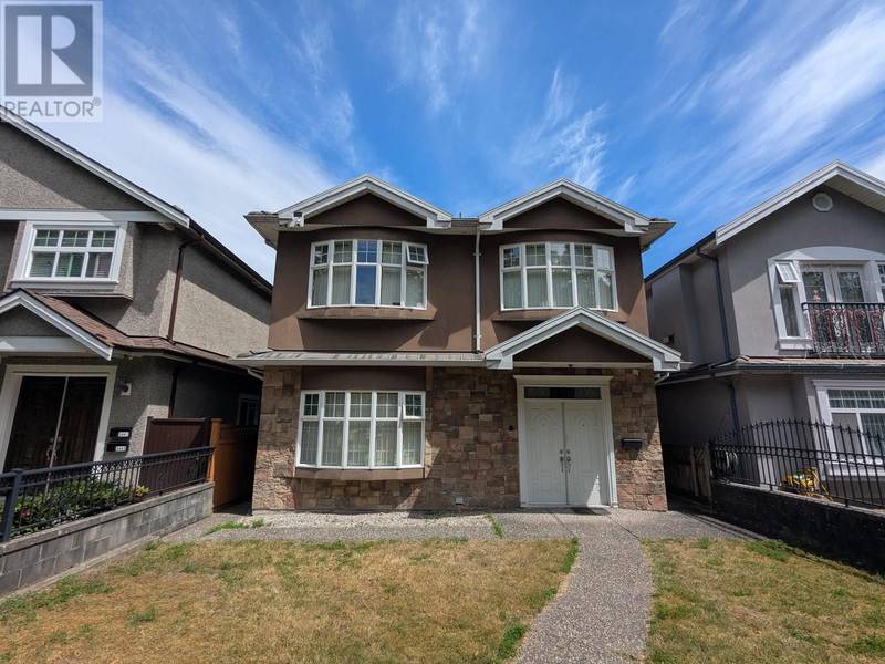 3447 PRICE STREET, Vancouver, BC V5R5R2