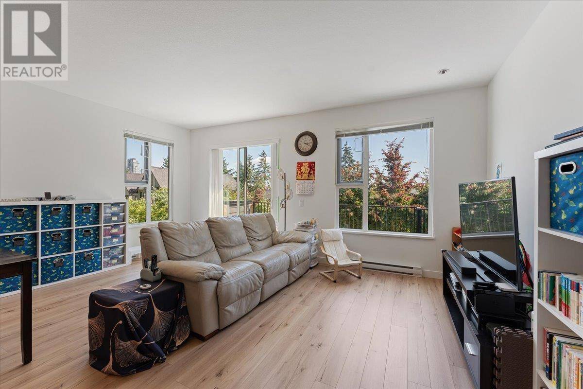 Coquitlam, BC V3B0R3,1228 HUDSON ST #19